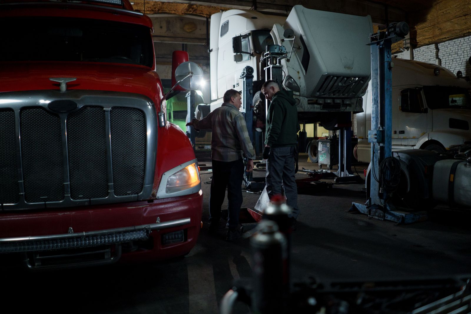 Fleet Maintenance and Vehicle Diagnostics: How to Reduce Downtime